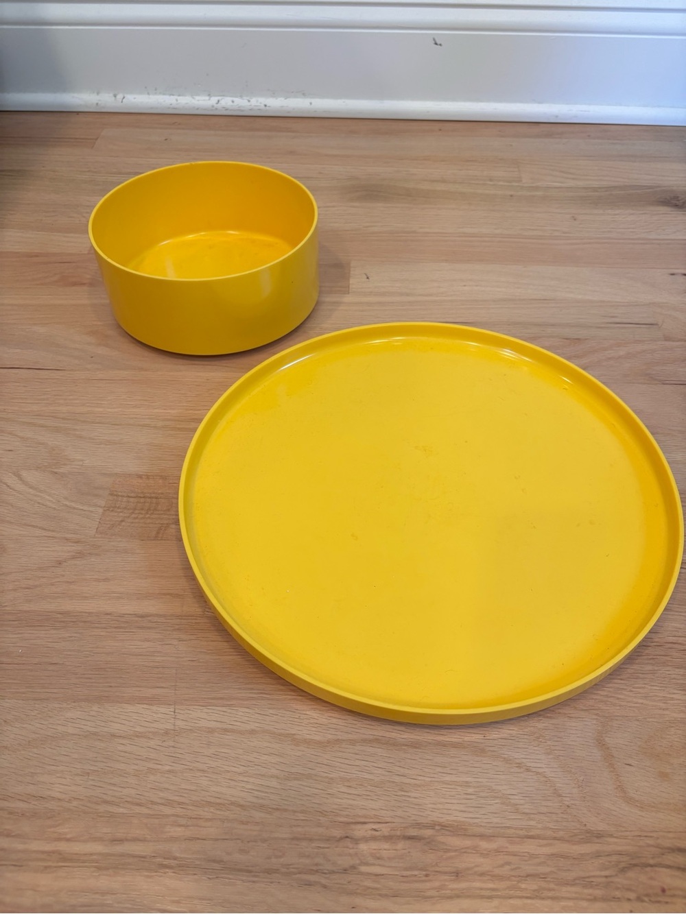 Vintage yellow melamine serving tray & bowl by Heller Max Dinnerware Collection